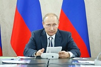 Владимир Путин провел совещание о развитии транспортной инфраструктуры юга страны