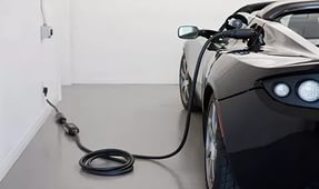 Владельцы АЗС обязаны будут установить колонки для зарядки электромобилей