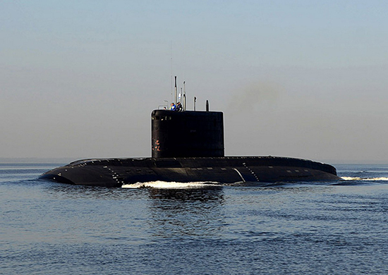 Новейшая подводная лодка «Новороссийск» вошла в Черное море (фото)
