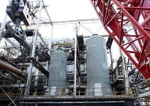 Монтаж реакторов установки каталитического риформинга завершен на Сызранском НПЗ