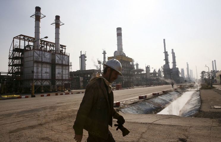 На следующей неделе Россия может начать импорт нефти из Ирана