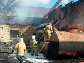 Взрыв емкости с мазутом стал причиной пожара в котельной в Туапсинском районе