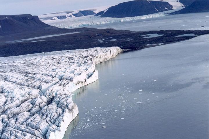 Полевые работы в северных морях завершила Арктическая экспедиция «Роснефти» «Кара-лето-2015»