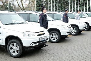 На Кубани участковые - победители конкурса получили ключи от автомобилей