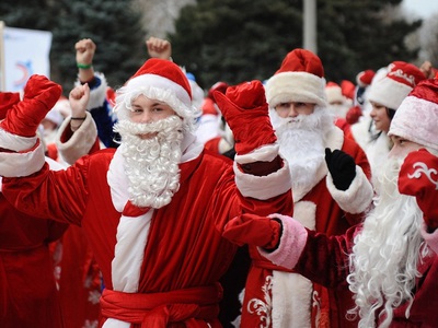 В столице Кубани состоится новогоднее шествие Дедов Морозов