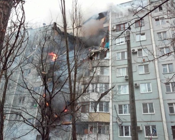 Серия взрывов газа в многоэтажке оставила без крыши над головой около 100 человек