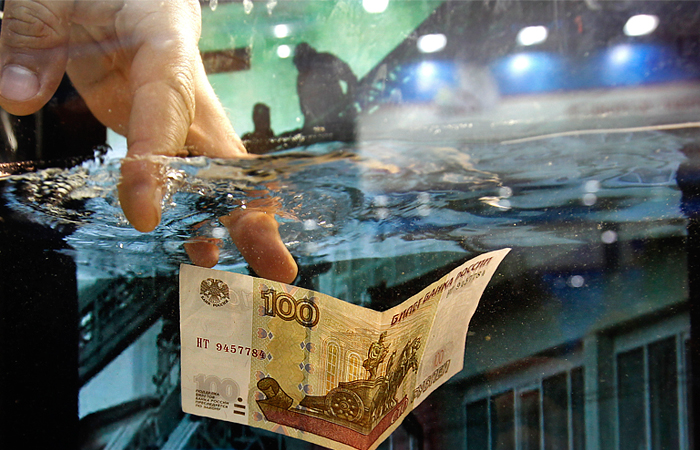 Для рубля 2015-ый стал годом потери позиций