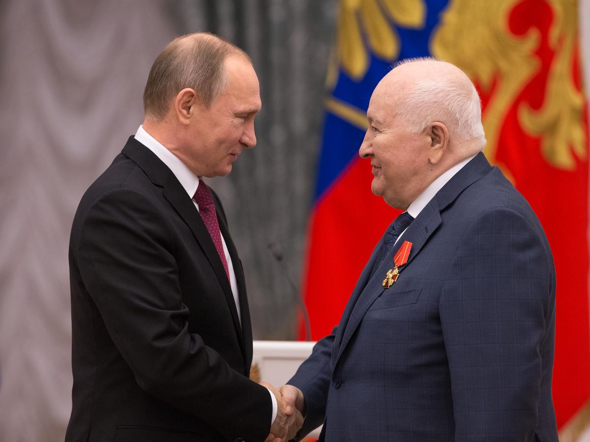 Председатель Совета директоров ПАО «ЛУКОЙЛ» Валерий Грайфер награжден орденом Александра Невского