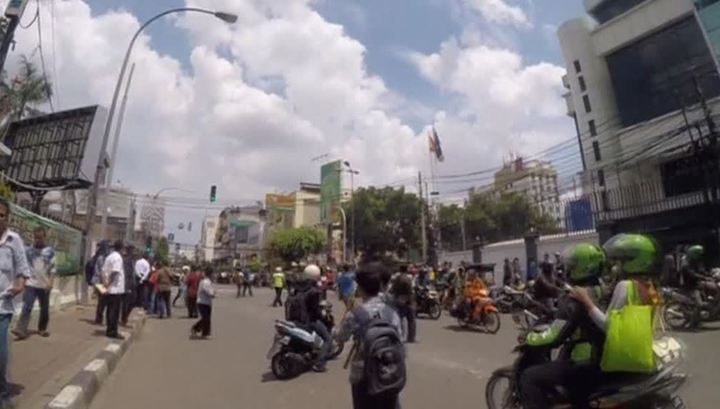 В Джакарте прогремела серия взрывов