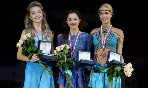 Золотую медаль взяла Медведева, серебро и бронза тоже у россиянок