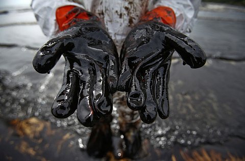 Факт разлива нефти под Анапой поставлен на контроль прокуратурой