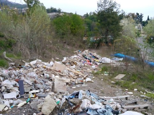 В Славянском районе на 14 поселений насчитывается 11 незаконных свалок