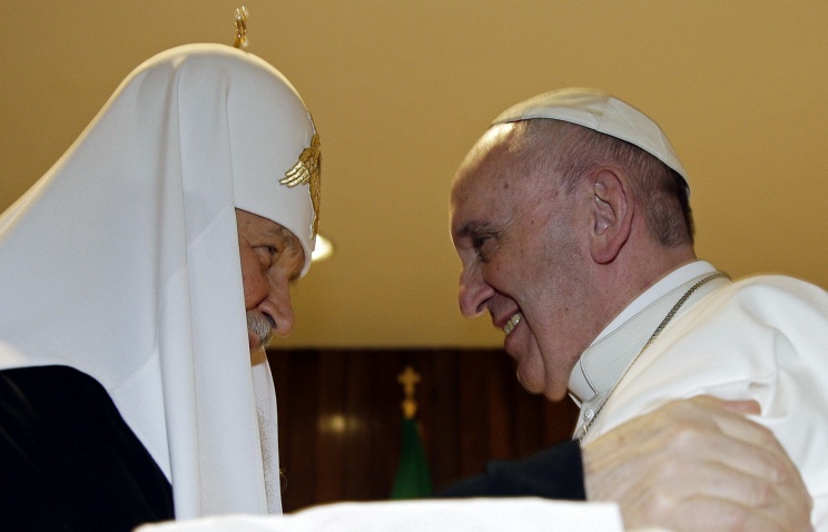 Патриарх Кирилл и папа римский надеются, что их встреча вдохновит христиан всего мира на молитву о полном единстве церквей