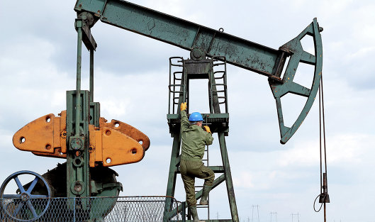 Перед встречей в Дохе Саудовская Аравия и Россия достигли соглашения по заморозке добычи нефти