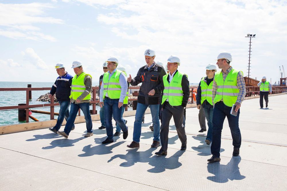 Глава Росавтодора проинспектировал ход строительства автомобильного подхода к Крымскому мосту со стороны Краснодарского краяФОТО