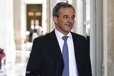 Депутат Нацсобрания Франции считает, что пора ввести санкции против Украины