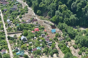 В Лазаревском районе Сочи уже работают группы по оценке ущерба от стихии