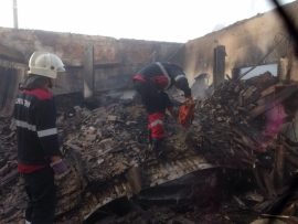 В Армавире на Кубани под утро сгорел столярный цех