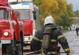 В Витязево ночью загорелся один из корпусов детского лагеря