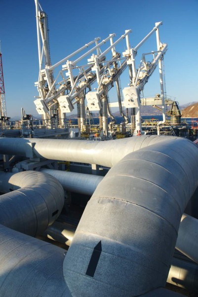 Снизился экспорт азербайджанской нефти через порт Новороссийск