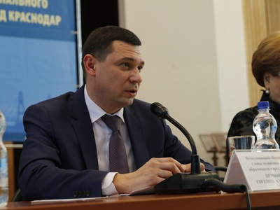 Евгений Первышов предложил изменить формат работы Совета директоров Краснодара