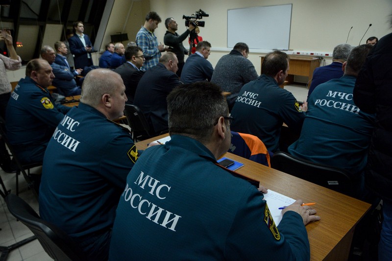 Кубань направила 200 спасателей на поиски погибших в авиакатастрофе Ту-154 в Сочи