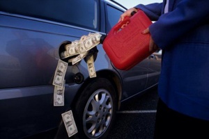 Аман Тулеев возмущен ростом цен на бензин