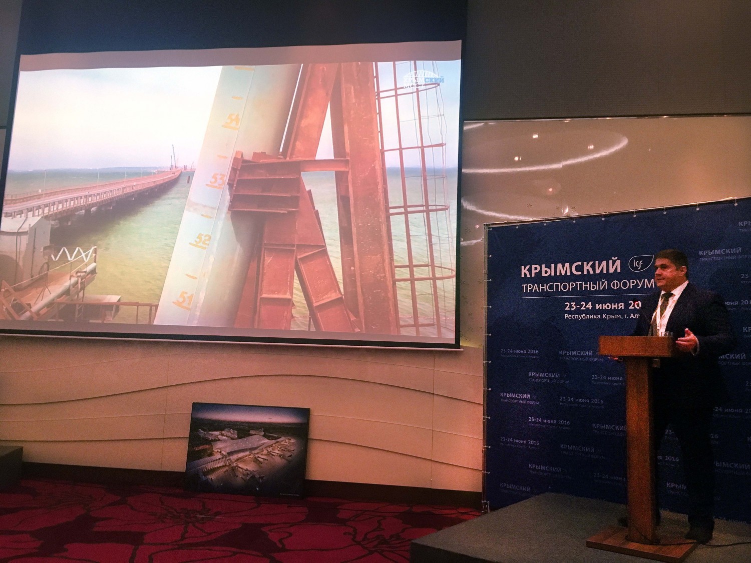 Строительство ж/д подходов к Керченскому мосту по предварительным данным обойдется в 17 млрд руб