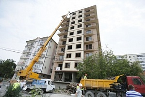 В реестре Краснодарского края с 2006 года числится 1586 незаконно возведенных строений