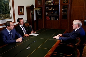 Губернатор встретился с лидером партии «Справедливая Россия»