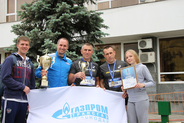 Краснодарская команда «трансгаза» -- самая быстрая в забеге на 5000 м