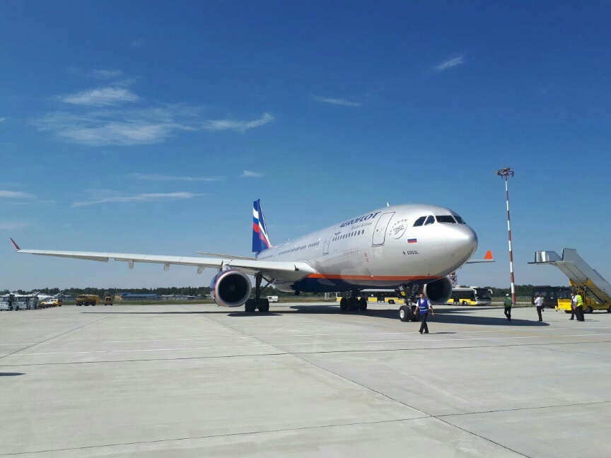Краснодар впервые принял широкофюзеляжный самолет Airbus A330-200